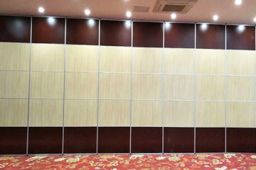 活動隔斷墻-折疊式移動屏風(fēng)隔斷-讓空間更智能-秉帝辦公隔斷
