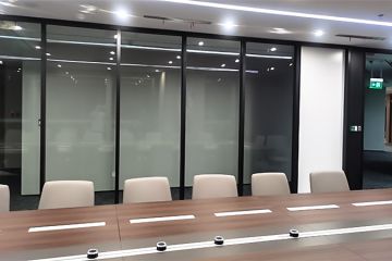防火玻璃隔斷鋼制型材廠家-秉帝隔斷