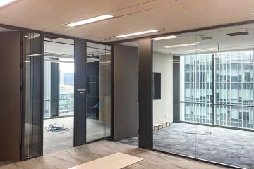 透明未來，共創(chuàng)辦公新境—探秘上海辦公室全景玻璃隔斷廠家-秉帝隔斷