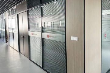 全鋼防火雙玻百葉隔斷是什么，特點及適用哪些場所